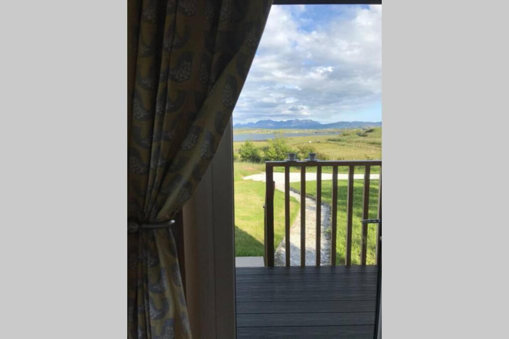 The Hideaway Apartment Orbost ภายนอก รูปภาพ