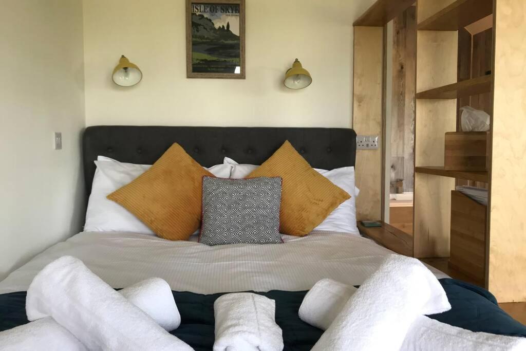 The Hideaway Apartment Orbost ภายนอก รูปภาพ
